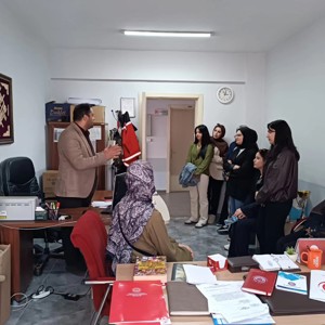 Ağrı İbrahim Çeçen Üniversitesi Sosyal Hizmet Bölümü Öğrencileri, İl Müdürümüz Ertaç BAKİ'yi ziyaret ettiler. - fotoğraf 2