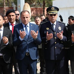 18 Mart Çanakkale Zaferi ve Şehitleri Anma Günü Dolayısıyla Düzenlenen Çelenk Sunma Törenine Katıldık - fotoğraf 9
