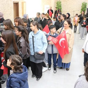 Vefanın En Güzel Hali: Minik Yüreklerle Şehitlik Ziyareti - fotoğraf 23