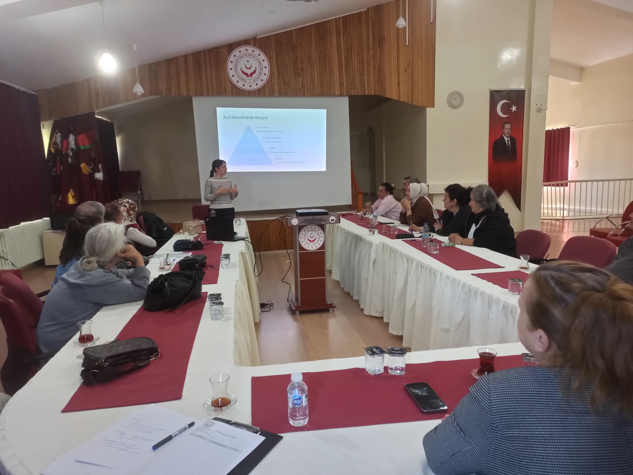 Geçici Koruyucu Aile Hizmetinin Yaygınlaştırılması İçin Eğitim Programı Gerçekleştirildi