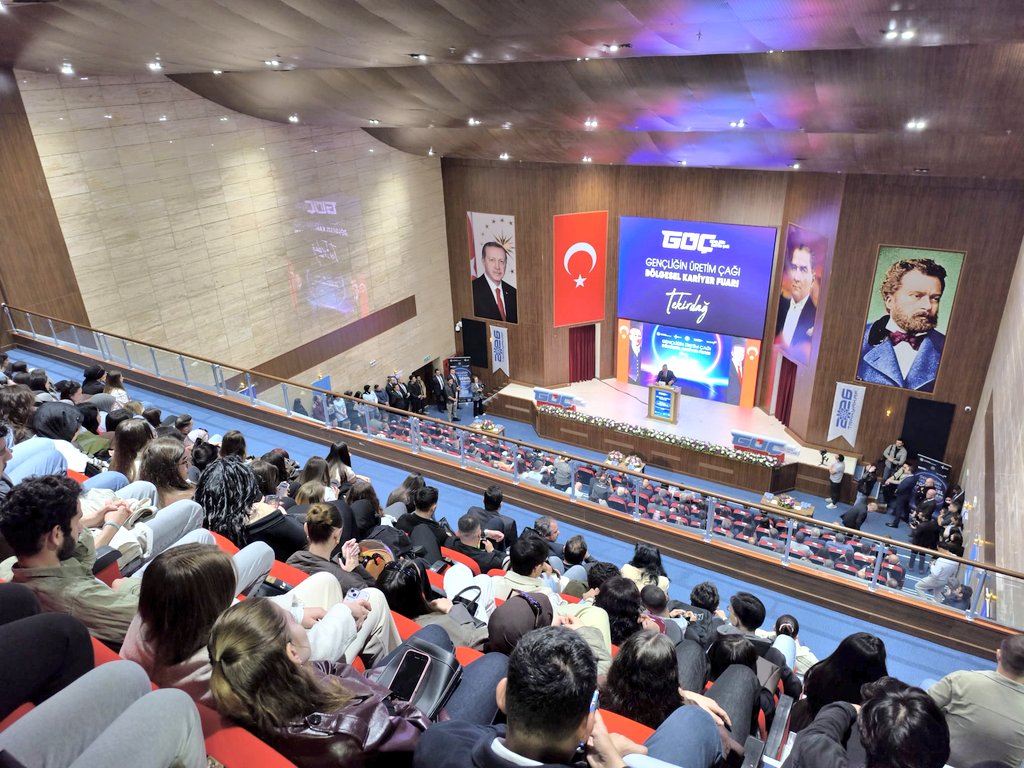 Bölgesel Kariyer Fuarında Öğrencilerle Buluşma