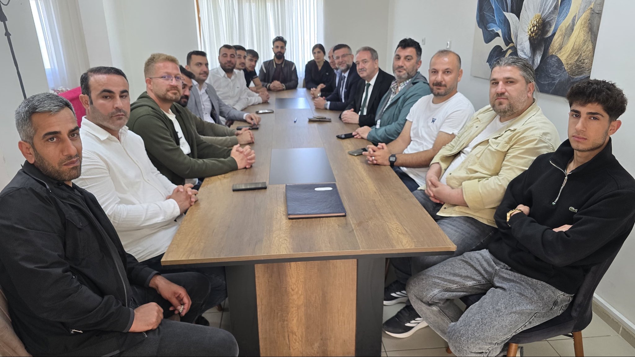 Yunus Emre Çocuk Evleri Sitesinde Personel Buluşması