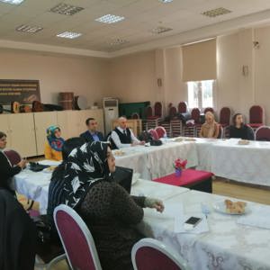 Aile Eğitim Programı Projesi Kapsamında Meslek Elemanlarına Yönelik Düzenlenen “Eğitici Eğitimi” - fotoğraf 3