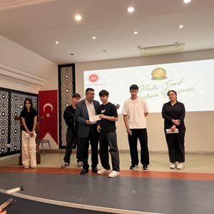 Hadis ve Şiir Okuma Yarışması Düzenlendi. - fotoğraf 4