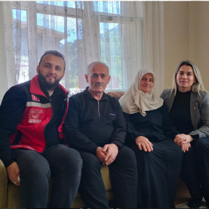 07.05.2026 Tarihinde Anneler Günü Münasebetiyle Şehitlerimiz Halit Avcı, Saner Ayar, Bekir Yıldız Ve Eren Bülbül’ün Kıymetli Anneleri Ziyaret Edildi. - fotoğraf 2