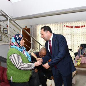 İl Müdürümüz İlkay Türkoğlu, Anneler Günü vesilesiyle Nazilli Haluk Alıcık Huzurevi Müdürlüğümüzü Ziyareti - fotoğraf 5