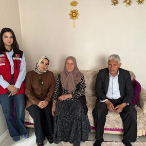  Anneler Günü Münasebetiyle Şehit Annelerimize ve Ailelerimize Anlamlı Ziyaretler - fotoğraf 3