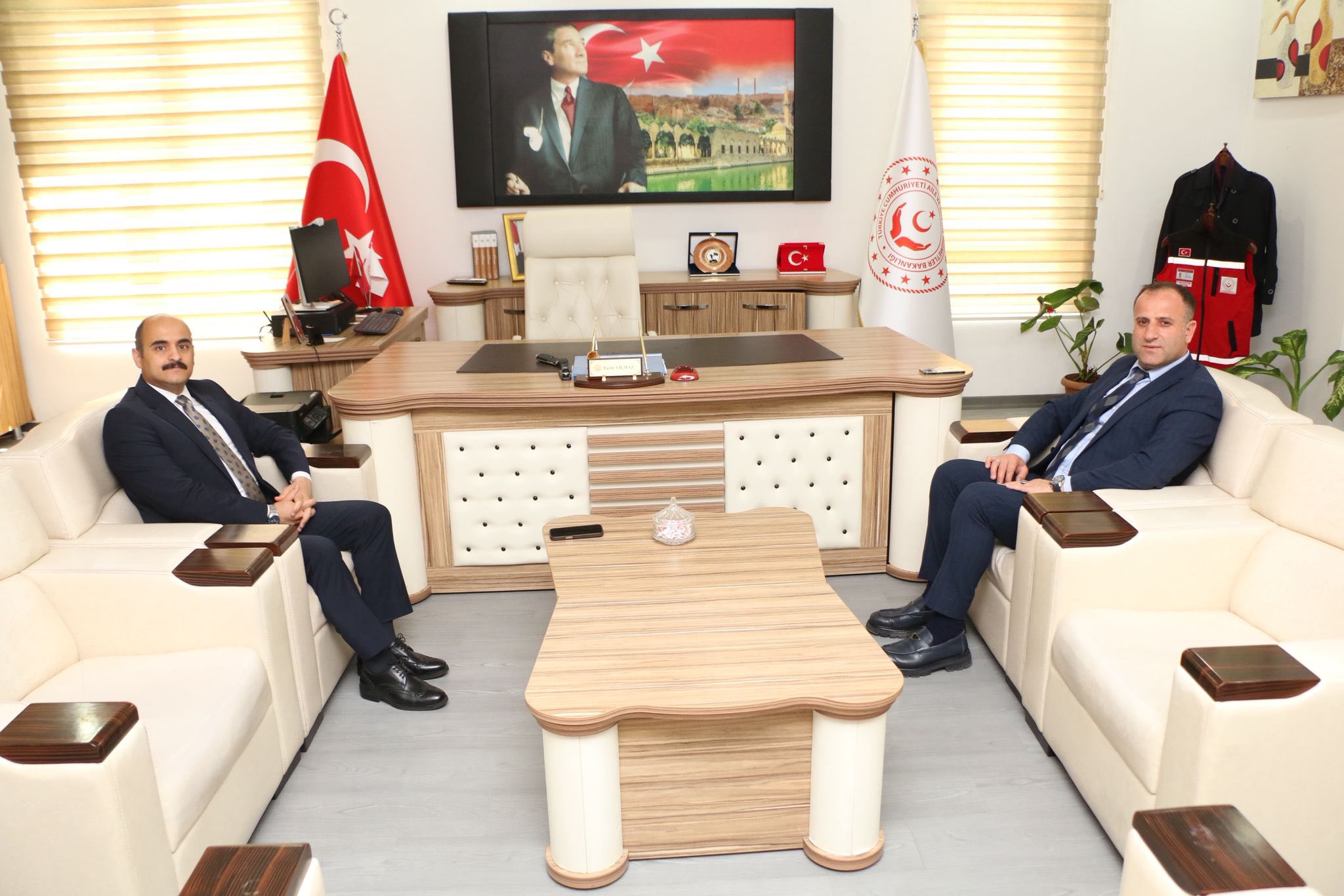 Akçakale Kaymakamımız Sayın Ali CEMAL ALTINÖZ’den İl Müdürümüze Ziyaret