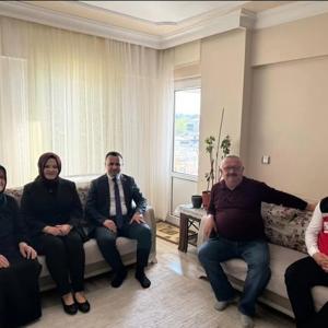 Anneler Günü’nde Akçakoca’da  Şehit ve Gazi Aileleri Ziyaret Edildi. - fotoğraf 3