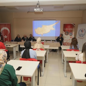 Vatan Ve Kahramanlık Buluşmaları Etkinliği Kapsamında, Gazilerimiz Erzincan Terzibaba KYK Kız Yurdu Öğrencileriyle Bir Araya Geldiler. - fotoğraf 3