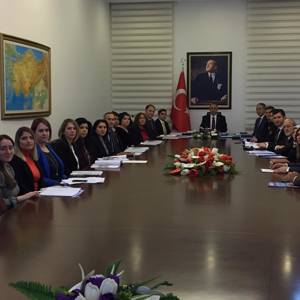 Aile İçi ve Kadına Karşı Şiddetle Mücadele Toplantısı Yapıldı - fotoğraf 4