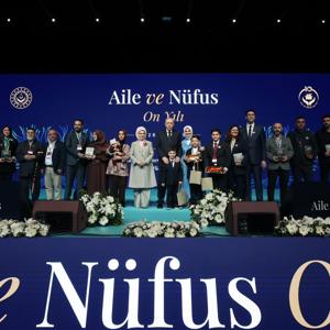 Cumhurbaşkanı Erdoğan ve Bakanımız Göktaş, Aile ve Nüfus 10 Yılı Vizyon Tanıtım Programı'na katıldı - fotoğraf 1
