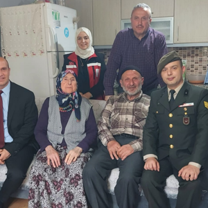 Şehidimiz Ayhan Gedikli’nin Kıymetli Anneleri Hanelerinde Ziyaret Edildi. - fotoğraf 5