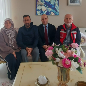 Şehidimiz Ayhan Gedikli’nin Kıymetli Anneleri Hanelerinde Ziyaret Edildi. - fotoğraf 2