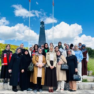 TOKAT’TA ANNELER GÜNÜ’NE ANLAMLI VEFA: ŞEHİT ANNELERİ VE ÇOCUKLAR UNUTULMADI - fotoğraf 1
