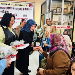 TOKAT’TA ANNELER GÜNÜ’NE ANLAMLI VEFA: ŞEHİT ANNELERİ VE ÇOCUKLAR UNUTULMADI - fotoğraf 5
