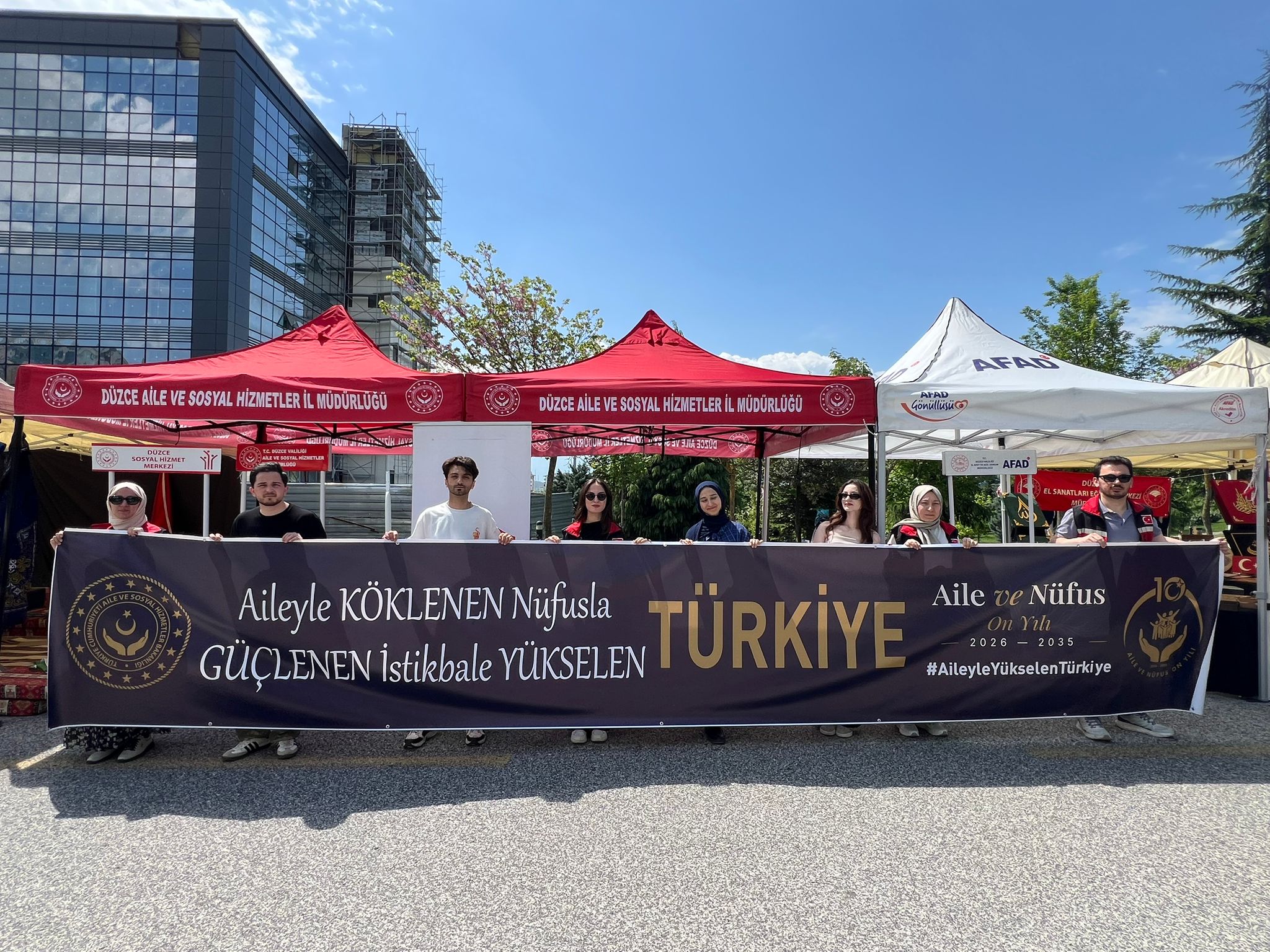 Düzce Üniversitesi tarafından düzenlenen DÜFEST Öğrenci Festivali’nde Stant Açıldı.