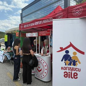 Düzce Üniversitesi tarafından düzenlenen DÜFEST Öğrenci Festivali’nde Stant Açıldı. - fotoğraf 2
