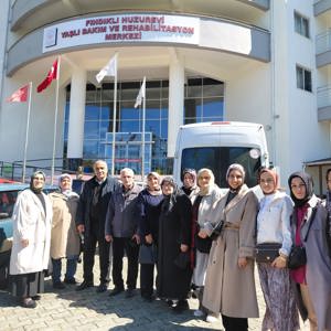 Büyüklerimiz Anneler Gününde Misafirlerini Ağırladı - fotoğraf 1