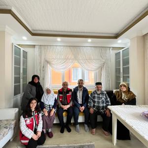 Şehit Annelerimize Anlamlı Ziyaret - fotoğraf 3