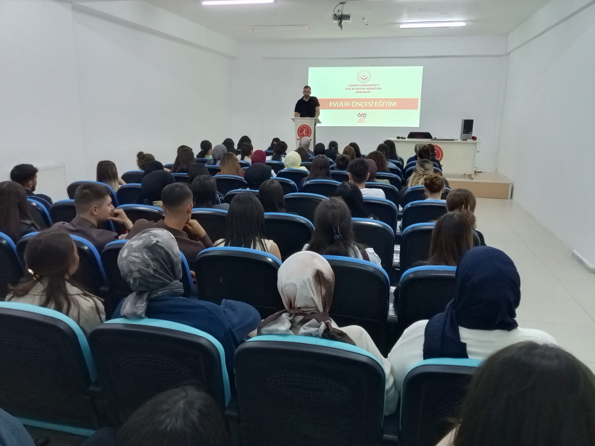 Kozaklı Meslek Yüksekokulunda Evlilik Öncesi Eğitim Programı Düzenlendi