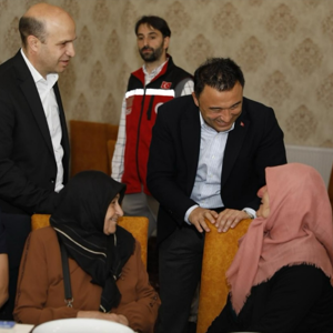 Anneler Günü Haftası Kapsamında, İl Müdürlüğümüze Bağlı Kuruluşumuz Akçaabat Sosyal Hizmet Merkezi Koordinesinde Program Gerçekleştirildi. - fotoğraf 5
