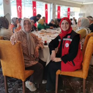 Anneler Günü Haftası Kapsamında, İl Müdürlüğümüze Bağlı Kuruluşumuz Akçaabat Sosyal Hizmet Merkezi Koordinesinde Program Gerçekleştirildi. - fotoğraf 4