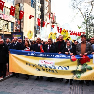 Romanlar Günü Kutlaması - fotoğraf 2