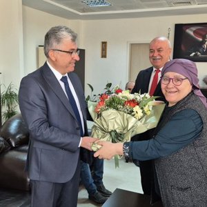 İl Sağlık Müdürünü makamında ziyaret etti. - fotoğraf 1
