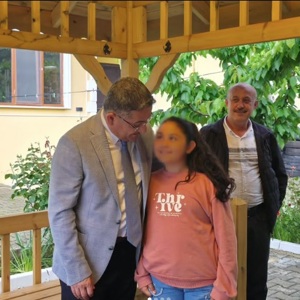  Geleceğimize ışık tutan kıymetli koruyucu ailemizi ziyaret ettik - fotoğraf 1