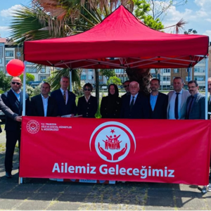 15 Mayıs Aile Günü Kapsamında “Güçlü Aile, Güçlü Toplum, Güçlü Türkiye” Temasıyla Of Sahil Parkı’nda Çocuklar Ve Aileleriyle Bir Araya Gelindi - fotoğraf 5