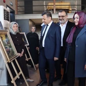 Renklerden Satırlara Anne Şefkati - fotoğraf 2