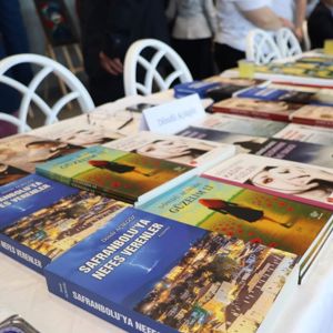 Renklerden Satırlara Anne Şefkati - fotoğraf 10