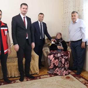 Bir Milletin Yüreğinde Taşınan En Kıymetli Emanet Şehit Annelerimize Anneler Günü Ziyareti - fotoğraf 2