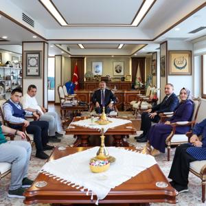 Valimiz Özel Bireyleri Makamında Kabul Etti - fotoğraf 5