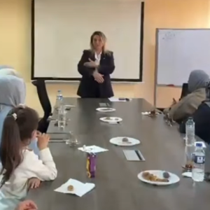 13.05.2026 Tarihinde Kuruluş Personelimiz Tarafından İşitme Engelli Vatandaşlarımıza Yönelik Hazırlanan Programın Sunumu Gerçekleştirildi. - fotoğraf 4