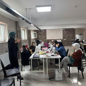 Kadın Kültür Evlerinde Bilinçli Medya Kullanımı Eğitimi Verildi - fotoğraf 2