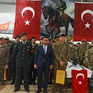 15 Mayıs Uluslararası Aile Gününde  Özel Gereksinimli Kardeşlerimizin Temsili Askerlik Töreni’nde Bir Araya Geldik. - fotoğraf 1
