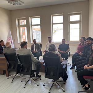  İl Müdürümüz Vefa Akdoğan,  Ahlat Sosyal Hizmet Merkezi Müdürlüğü’nü ziyaret etti - fotoğraf 2