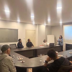 Evde Bakım Hizmetinden Yararlanan Vatandaşlara Yönelik Eğitim Programı Gerçekleştirildi. - fotoğraf 1