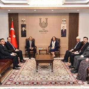 Bakan Yardımcımız Sayın Sevim SAYIM MADAK ve Beraberindeki Heyet İle Birlikte Valiliğimizi Ziyaret Ettik. - fotoğraf 2