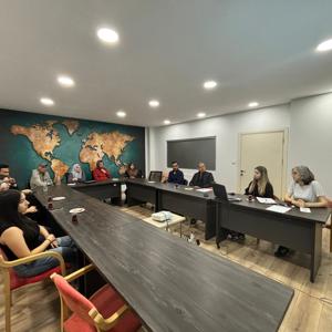 Otizm Spektrum Bozukluğu Olan Bireylerin Yakınlarına Yönelik Bilgilendirme Semineri Düzenlendi. - fotoğraf 1