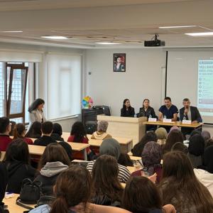 Yaşlı Bakımı Alanında Söyleşi Programı Düzenlendi - fotoğraf 2