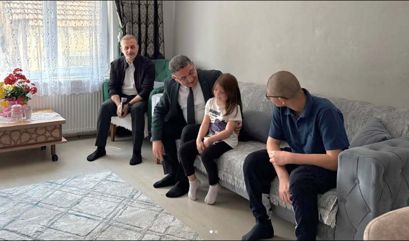 Bakanlığımız hizmet modelinden faydalanan kıymetli ailemizi hanelerinde ziyaret ettik.