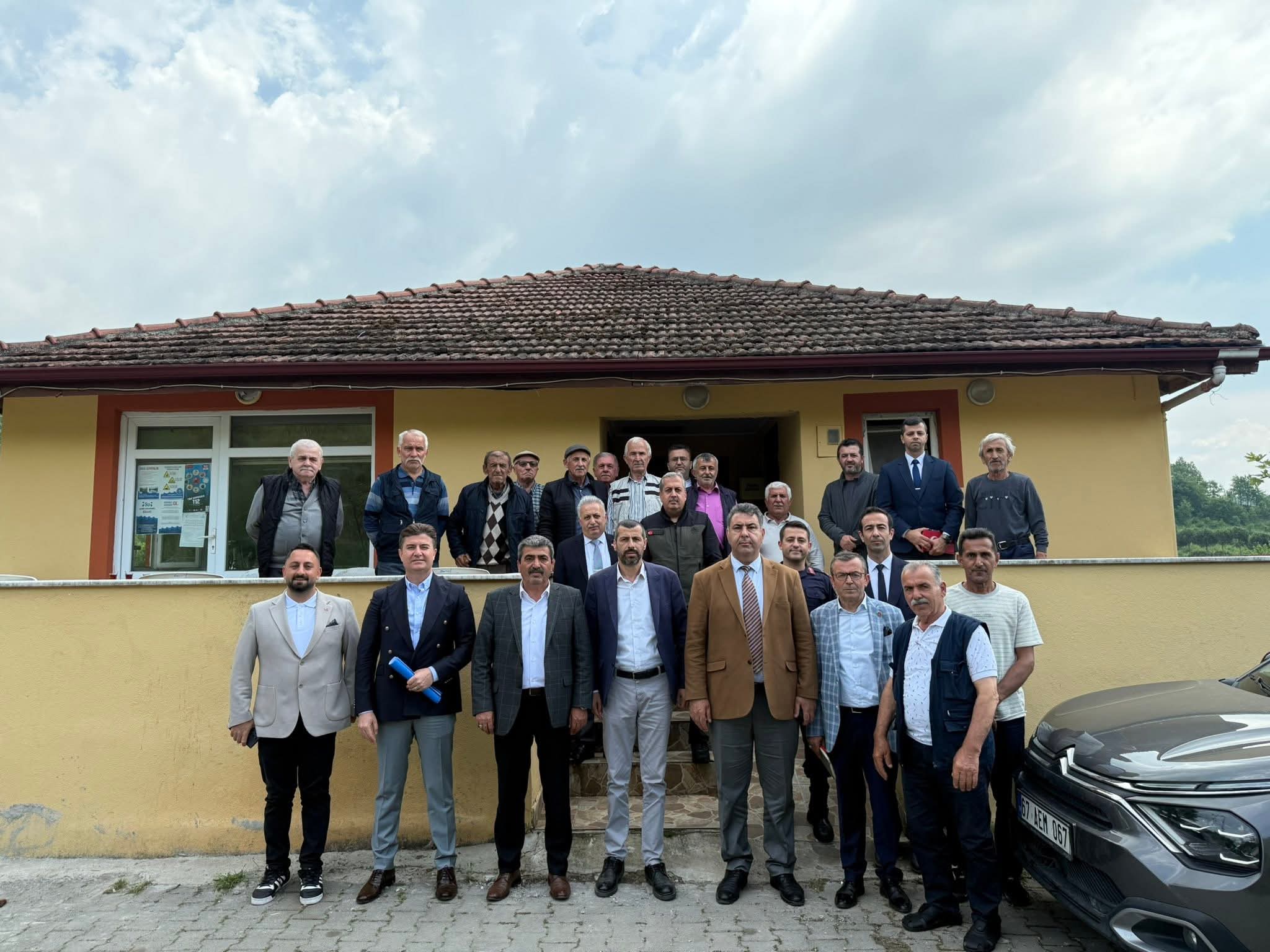 Köy sakinlerimize Bakanlığımız hizmet modelleri hakkında bilgiler verilmiştir.