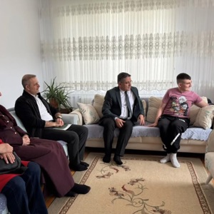 Bakanlığımız hizmet modellerinden faydalanan özel gereksinimli bireyimizi ve ailesini ziyaret ettik. - fotoğraf 2