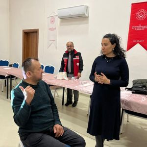 Afet ve Acil Durumlarda Psikososyal Destek ile  Psikolojik İlk Yardım Eğitimi Düzenlendi - fotoğraf 9