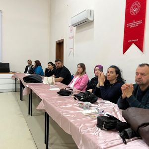 Afet ve Acil Durumlarda Psikososyal Destek ile  Psikolojik İlk Yardım Eğitimi Düzenlendi - fotoğraf 2