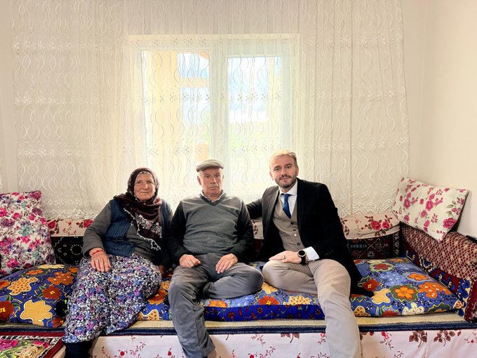 YÜREĞİMİZDE ŞEHİDİMİZİN ACISI, GÖĞSÜMÜZDE GAZİLERİMİZİN GURURU VAR…