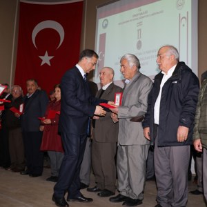 Valimiz Sayın Köksal Şakalar, Kıbrıs Gazilerimize Madalya ve Berat Tevcih Töreni’ne Katıldı - fotoğraf 15